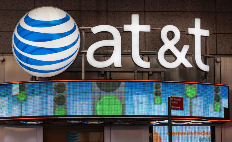 How to Contact AT&T Internet Customer Service